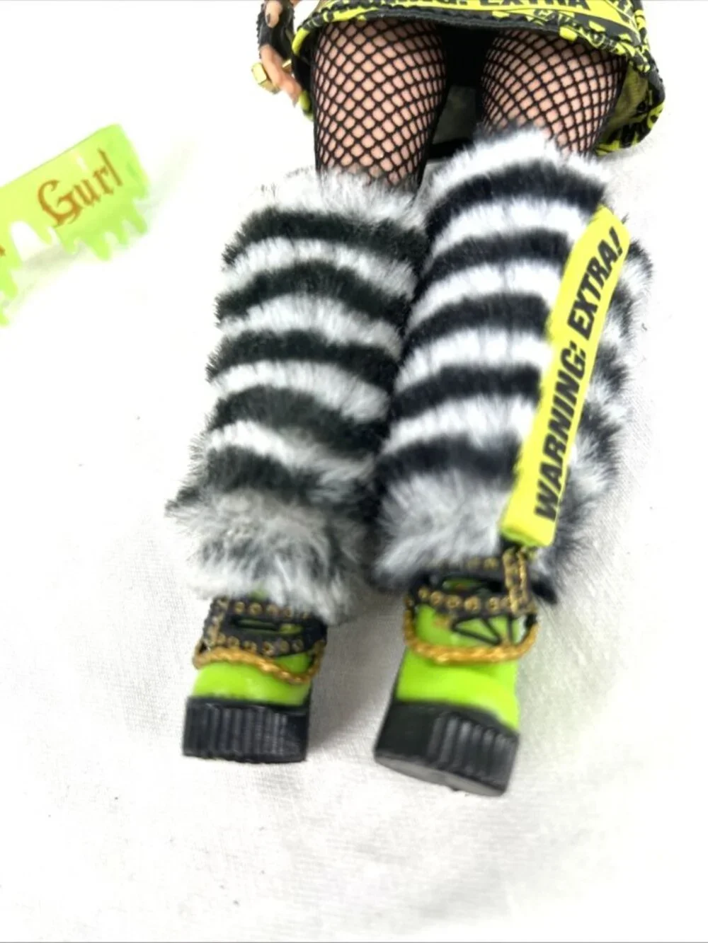 LOL Surprise OMG Remix Bhad Gurl Fashion Doll MGA Doll 9" - Picture 8 of 11